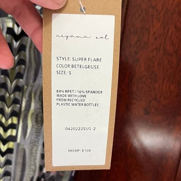 NWT Niyama Sol Rare Super Flare Leggings Betelgeuse colorful bell bottoms yoga S - Picture 3 of 8